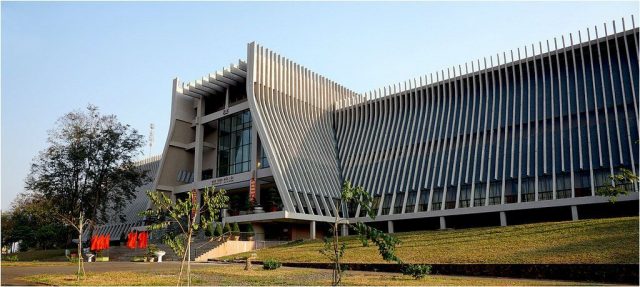 Bảo tàng cũng mang nét kiến trúc đặc trưng của đồng bào dân tộc 