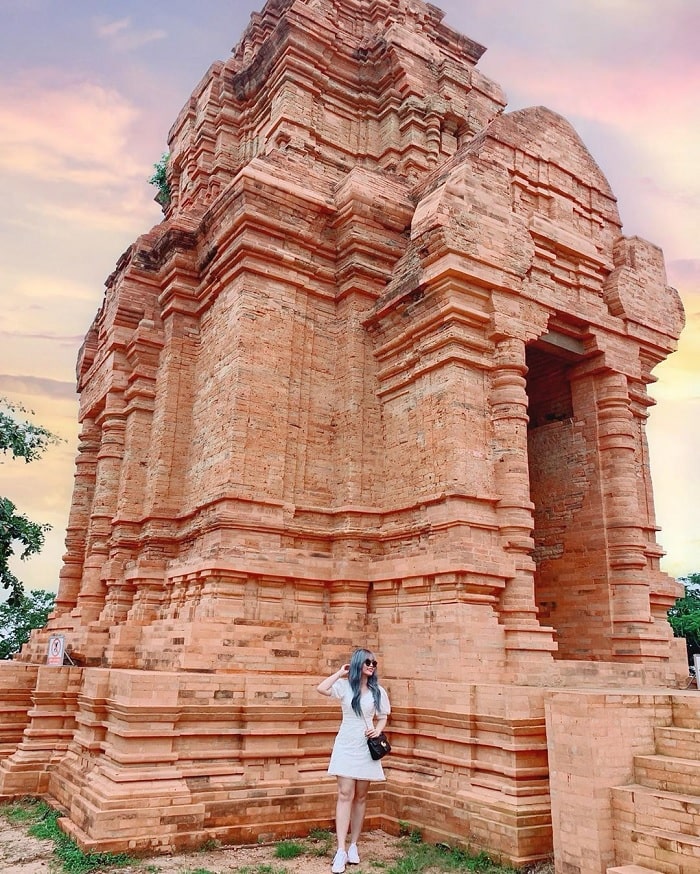 Khám phá vẻ đẹp huyền bí của tháp Chàm Poshanư Phan Thiết